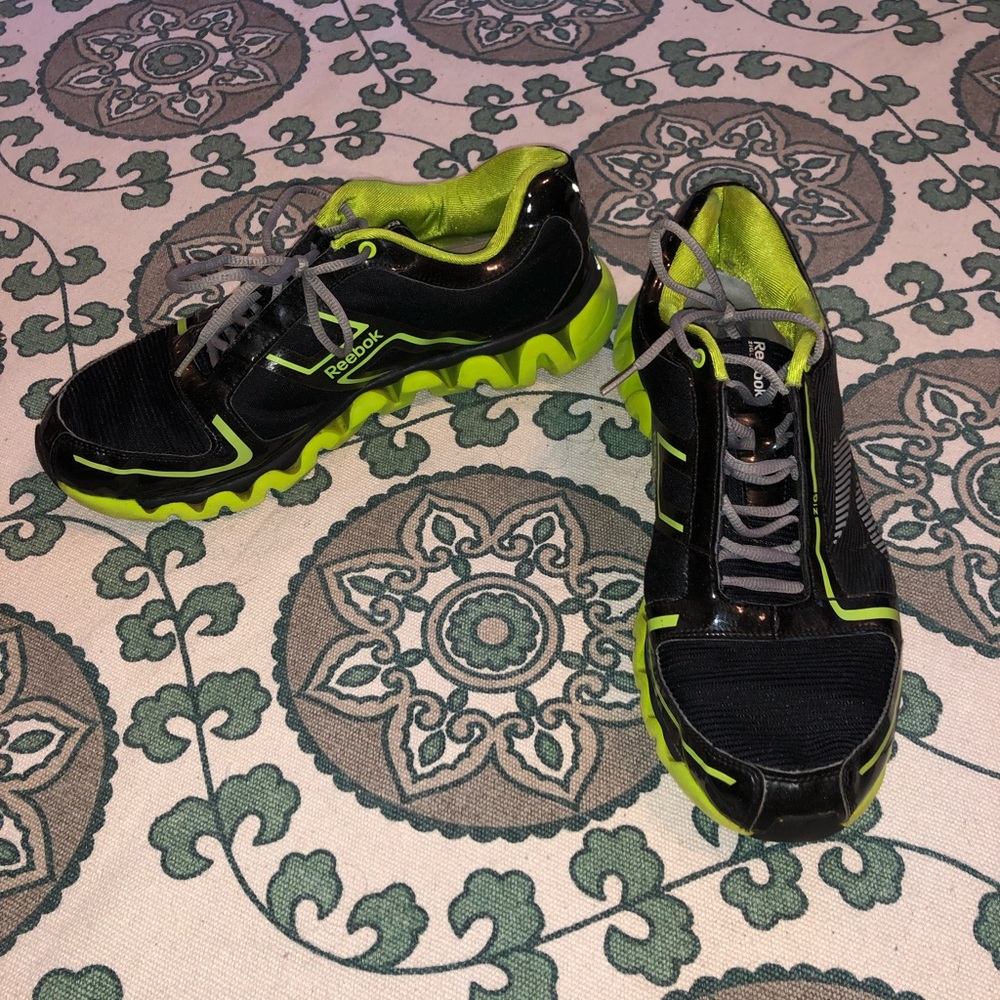 Men’s Reebok shoes